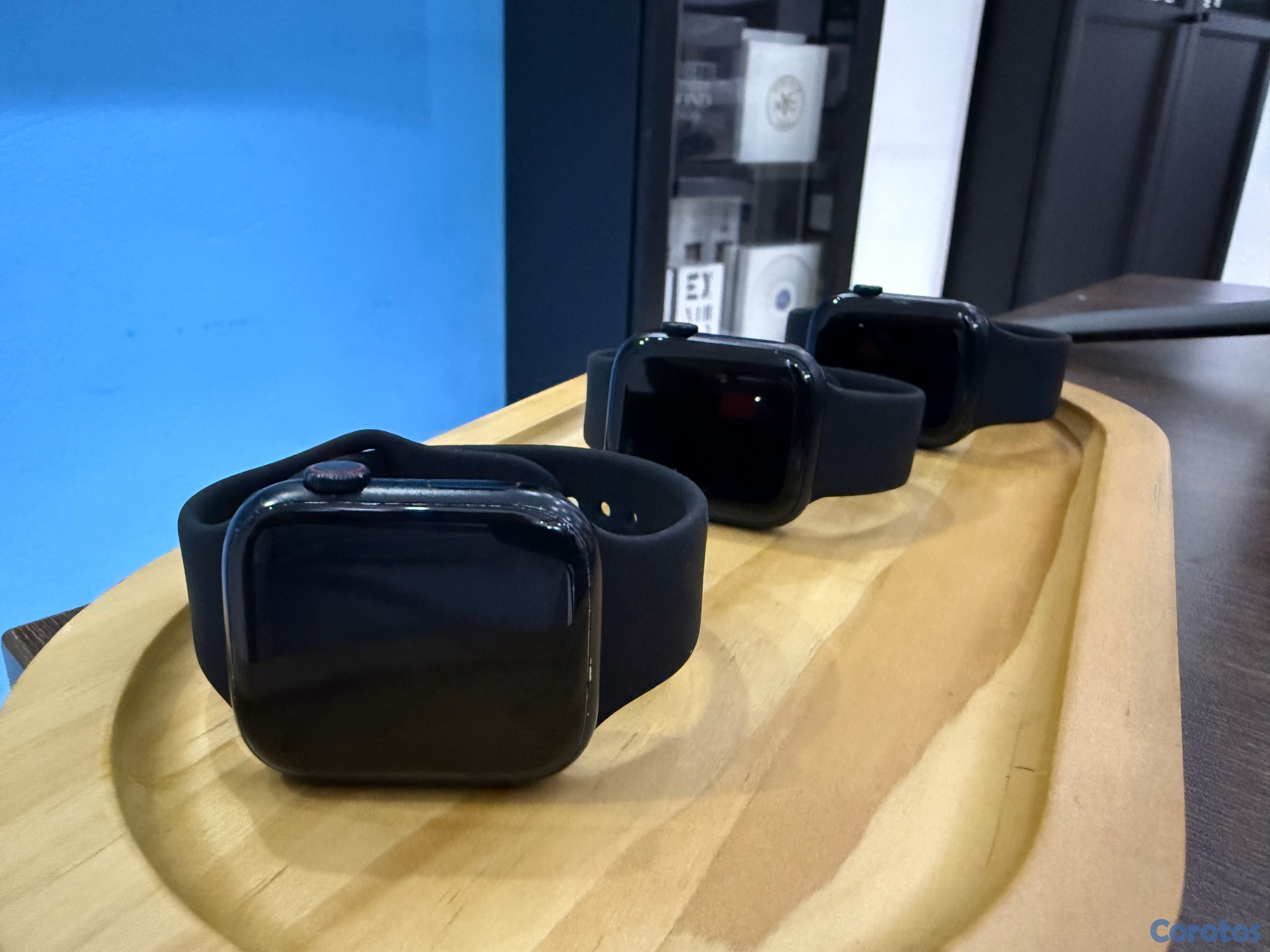 accesorios para electronica - Apple Watch Series 9 45mm Como Nuevo RD$ 18,500 NE 1