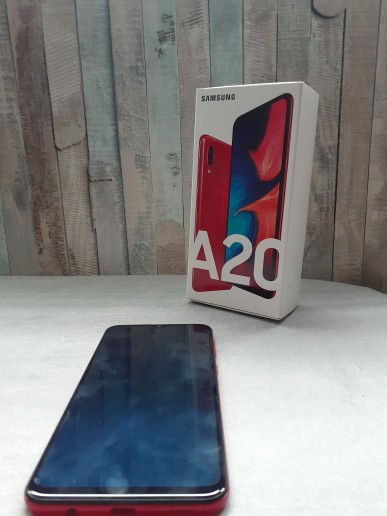 celulares y tabletas - Samsung galaxy a20 32 gb