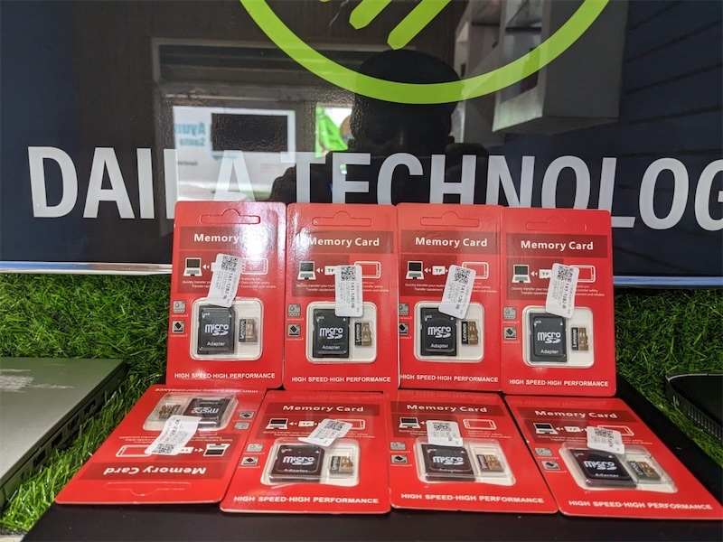 consolas y videojuegos - Memorias Micro SD 1TR 2tr 512GB 0