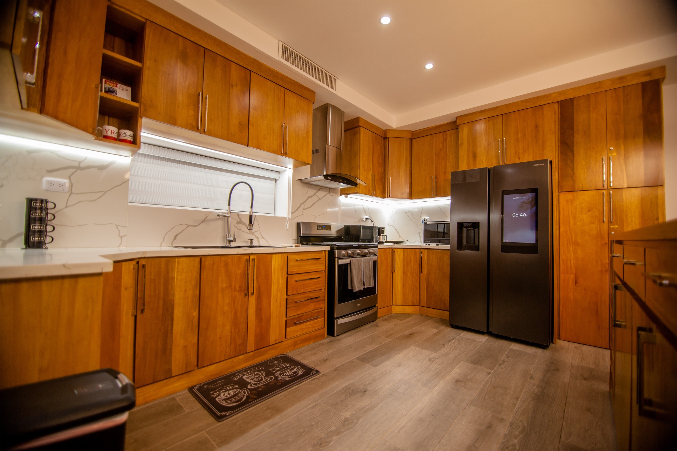 casas vacacionales y villas - Venta de Villa en playa nueva Romana con piscina y 590mts República Dominicana 6