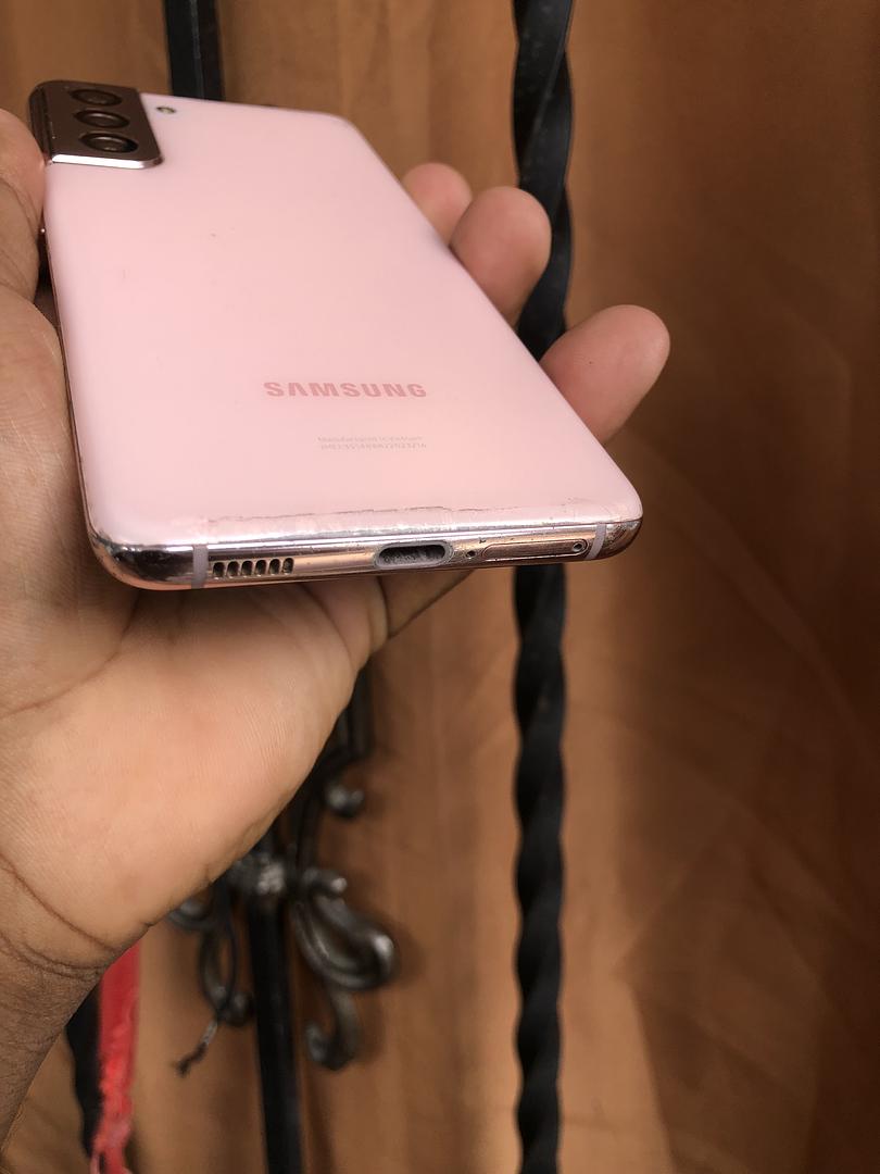 celulares y tabletas - Celular Samsung Galaxy S21 5G con crack 4