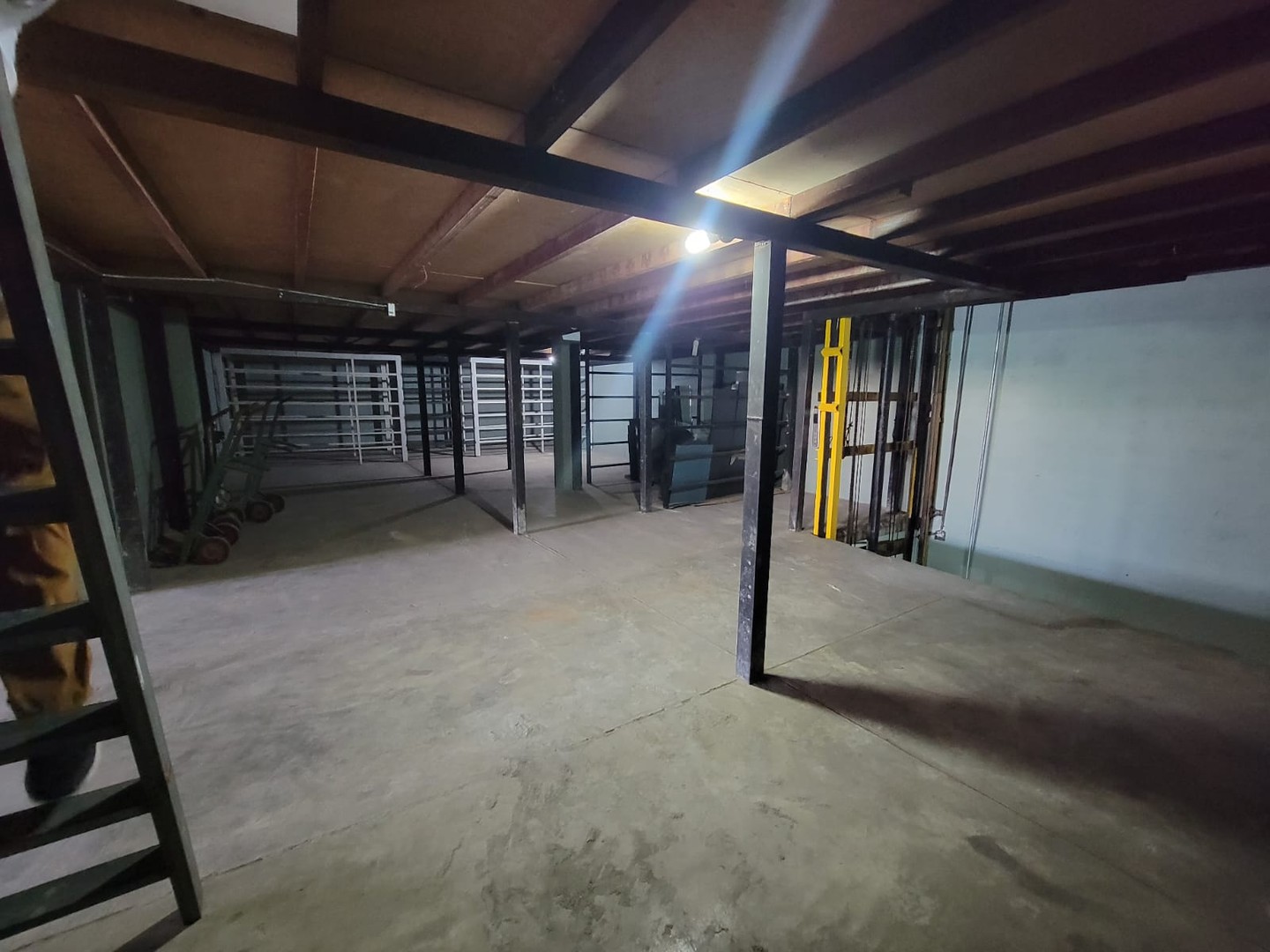 oficinas y locales comerciales - ALQUILER NAVE COMERCIAL - INDUSTRIAL SAN CARLOS  8