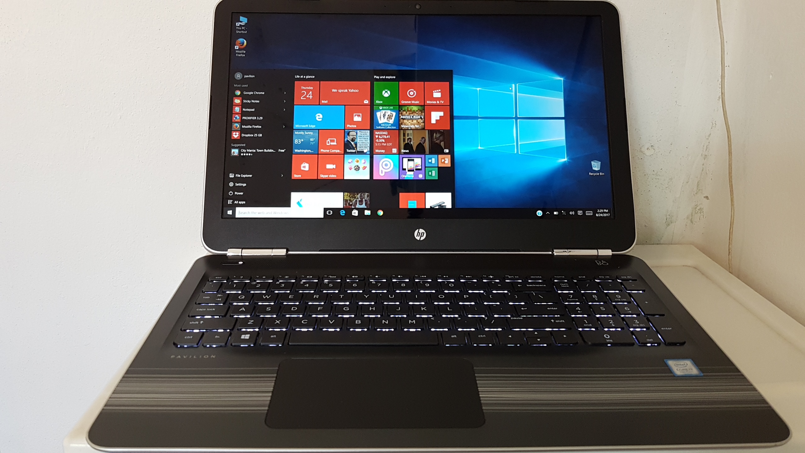 computadoras y laptops - hp Pavilion Gamer 17.3 Core i7 2.7ghz Ram 16gb Disco 512gb SSD Nvidea Gtx 960m  1