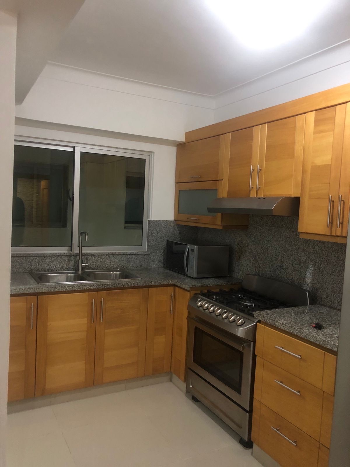 apartamentos - hermoso apartamento en zona céntrica los prados  5