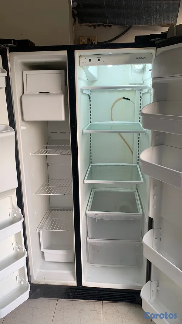 electrodomesticos - Vendo nevera Frigidaire barata 26 pies cubicos 3