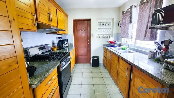 casas - Casa en puerta de hierro, moderna, proximo a la em 6