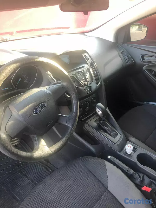 carros - Ford Focus 2014,Automatico,4 puertas,Gasolina,Buen 7