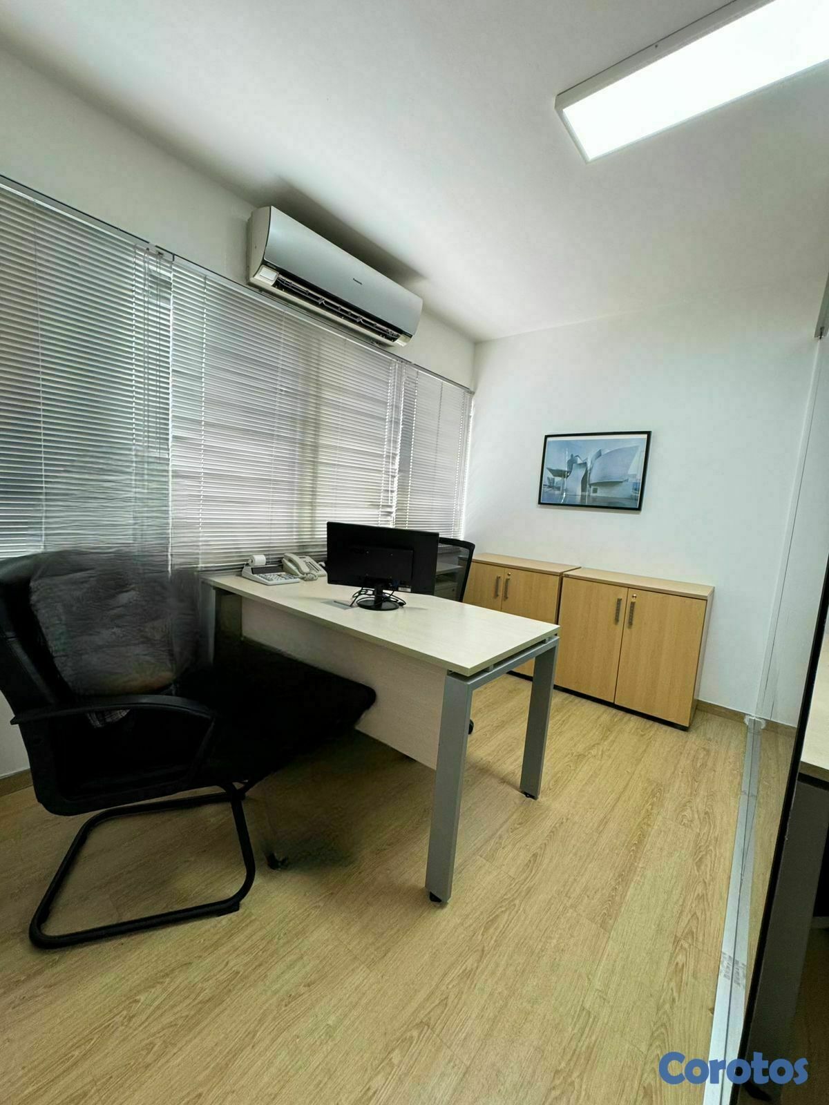 oficinas y locales comerciales - Alquilo Local Ideal Para Oficina en 2do Piso en Ensanche Paraíso Código: PD460 4