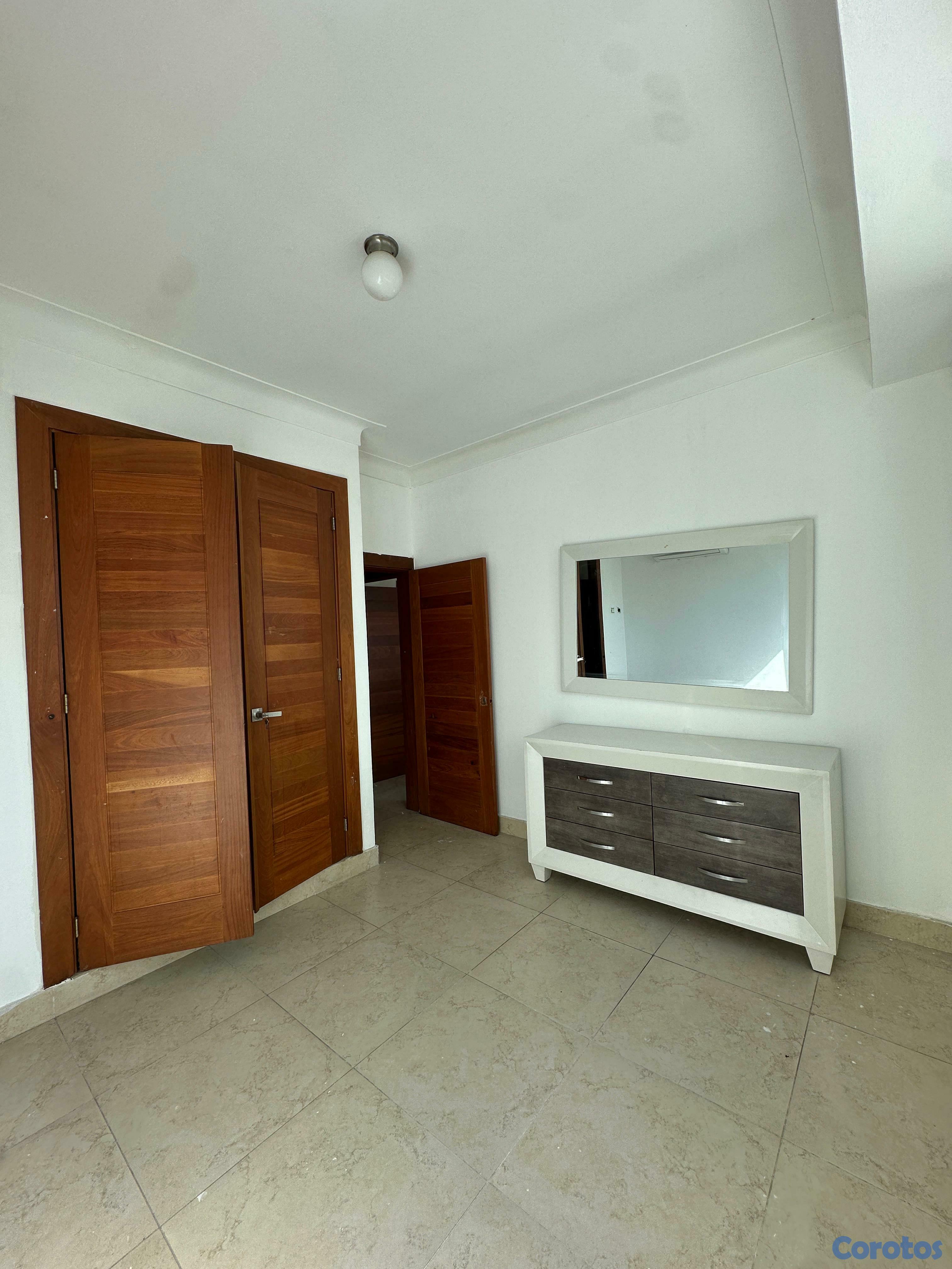 apartamentos - SE RENTA EN LA ESMERALDA  7