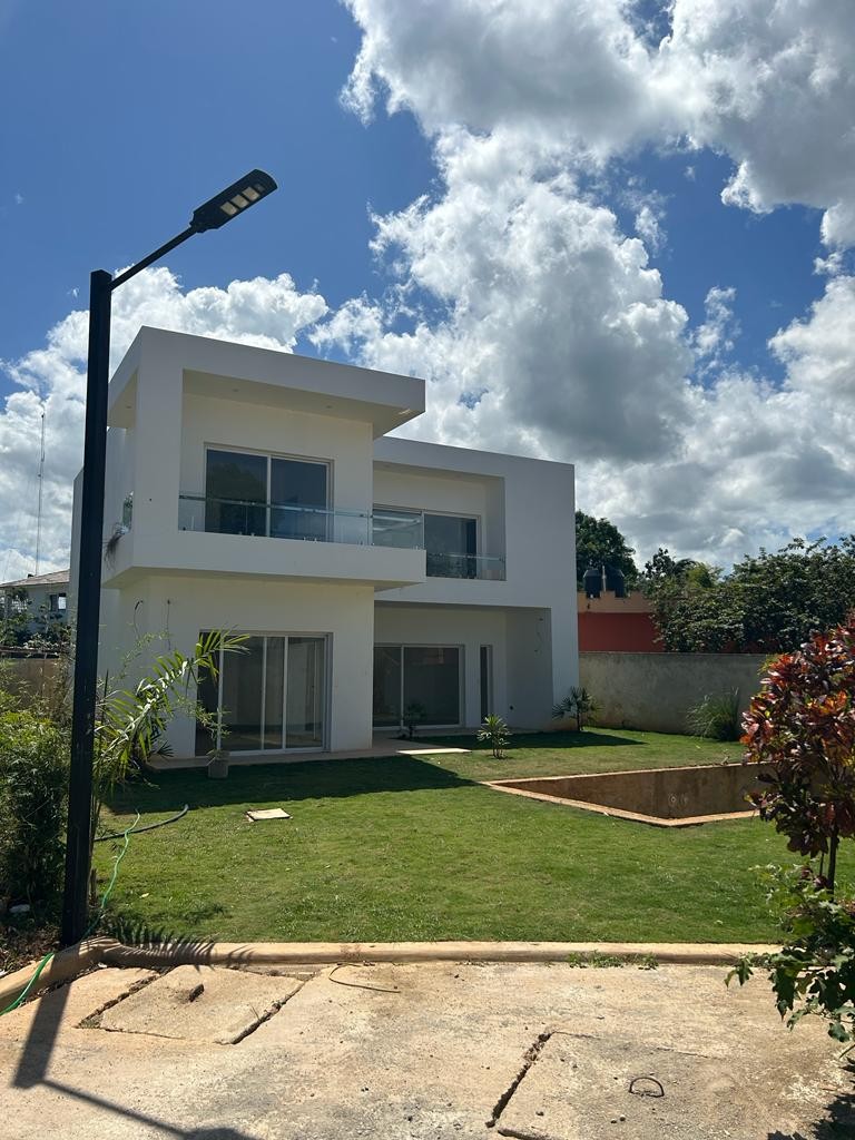 casas vacacionales y villas - Preciosa Villa con Piscina Privada en Las Terrenas  3