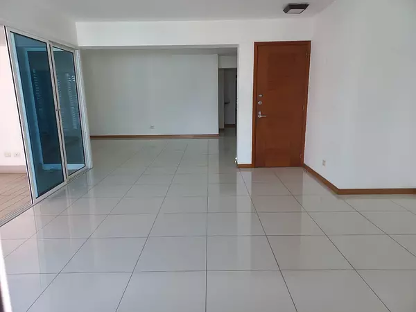apartamentos - Se vende apartamento en Evaristo Morales 2