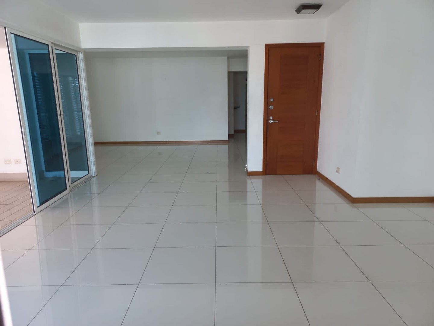 apartamentos - Se vende apartamento en Evaristo Morales 1