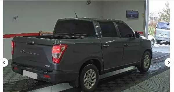 jeepetas y camionetas - KGM REXTON 2021 GRIS OSCURO DIESEL 5
