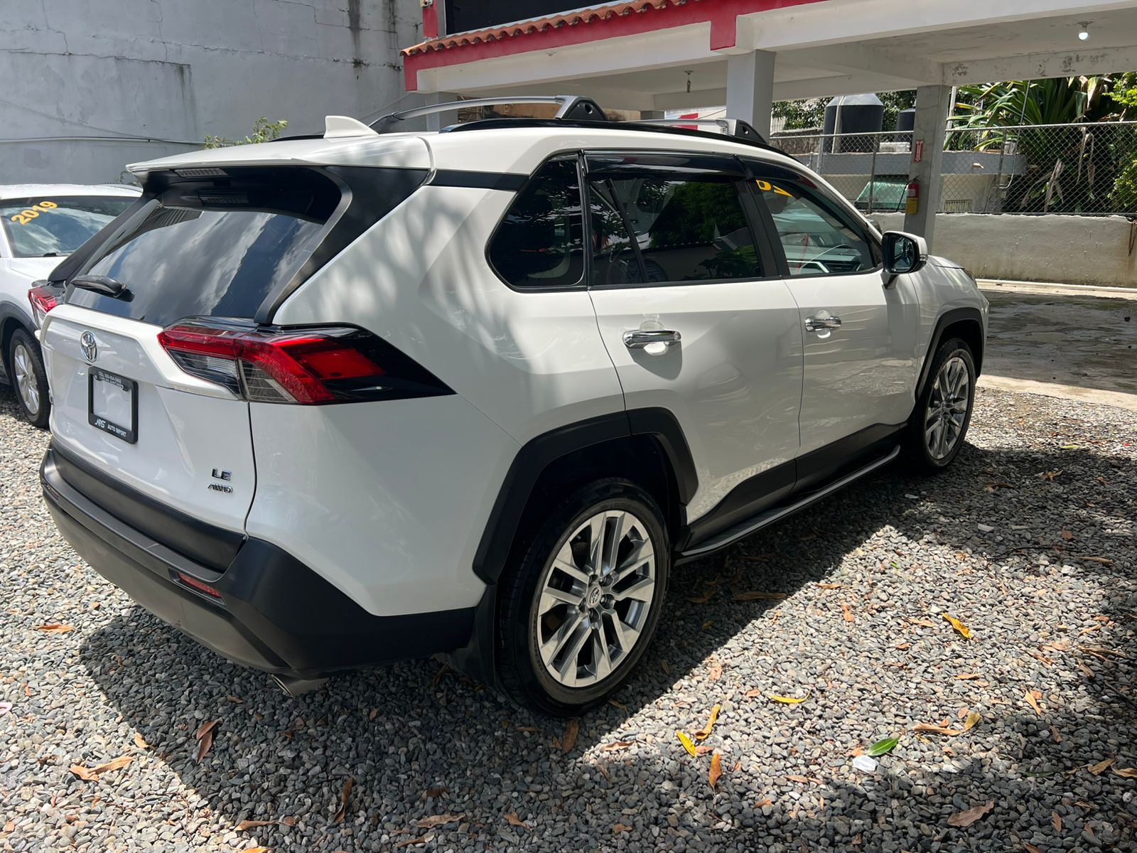 jeepetas y camionetas - toyota rav4 2020 le  4
