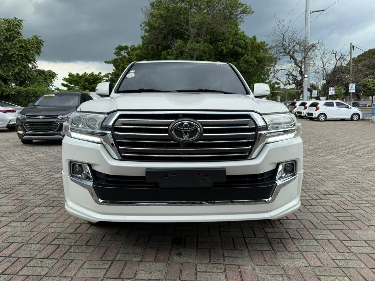 jeepetas y camionetas - Toyota land cruicer vxr 2013 1