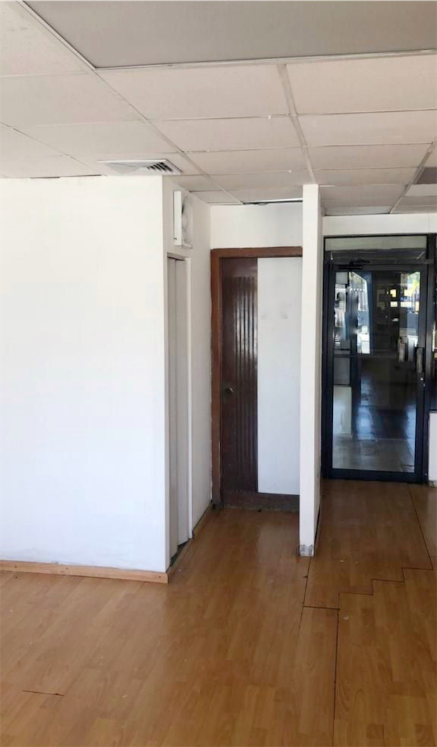 oficinas y locales comerciales - Local en venta Primer nivel 86m 4