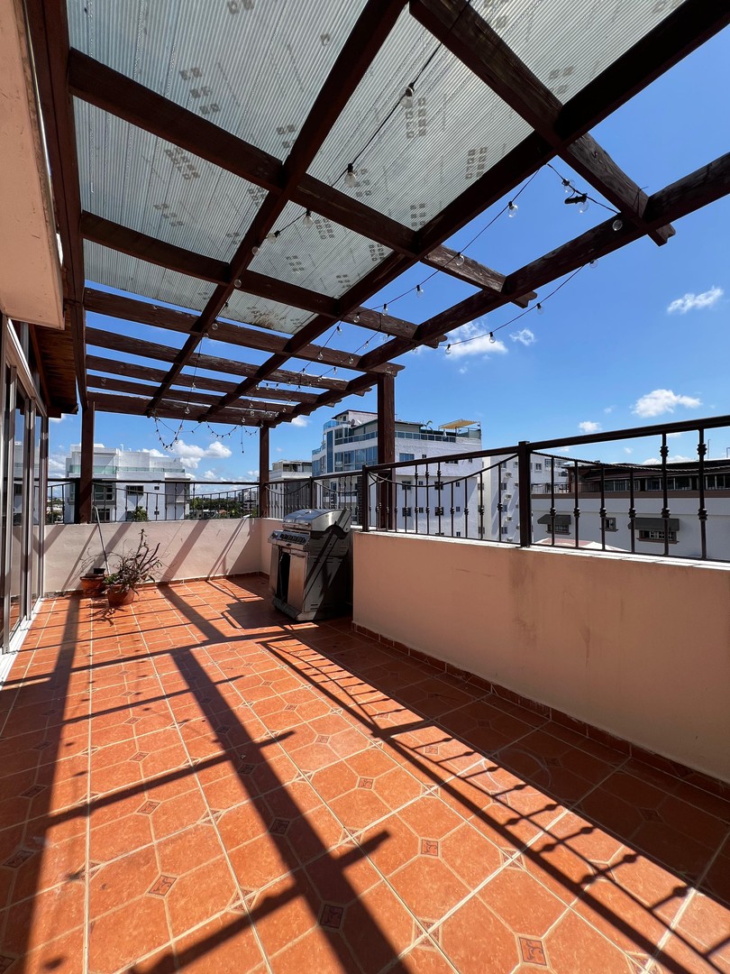 penthouses - Apartamento tipo PH en el millón
Consta con las siguientes características
234mt 3