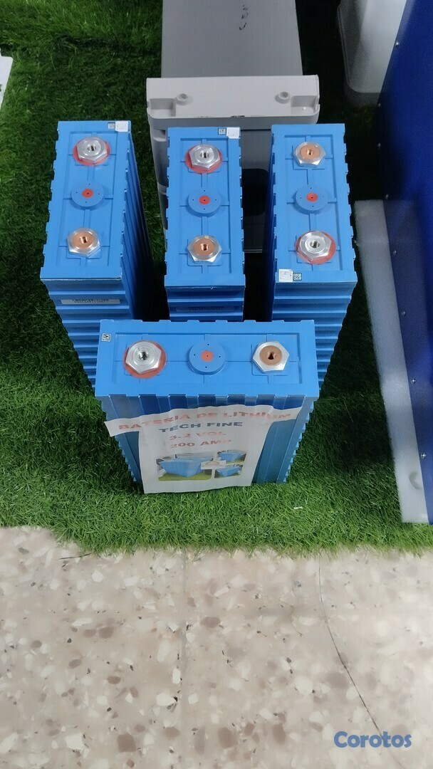 otros electronicos - ya llegaron las beterias de lihtion de 3.2v y 200amp 