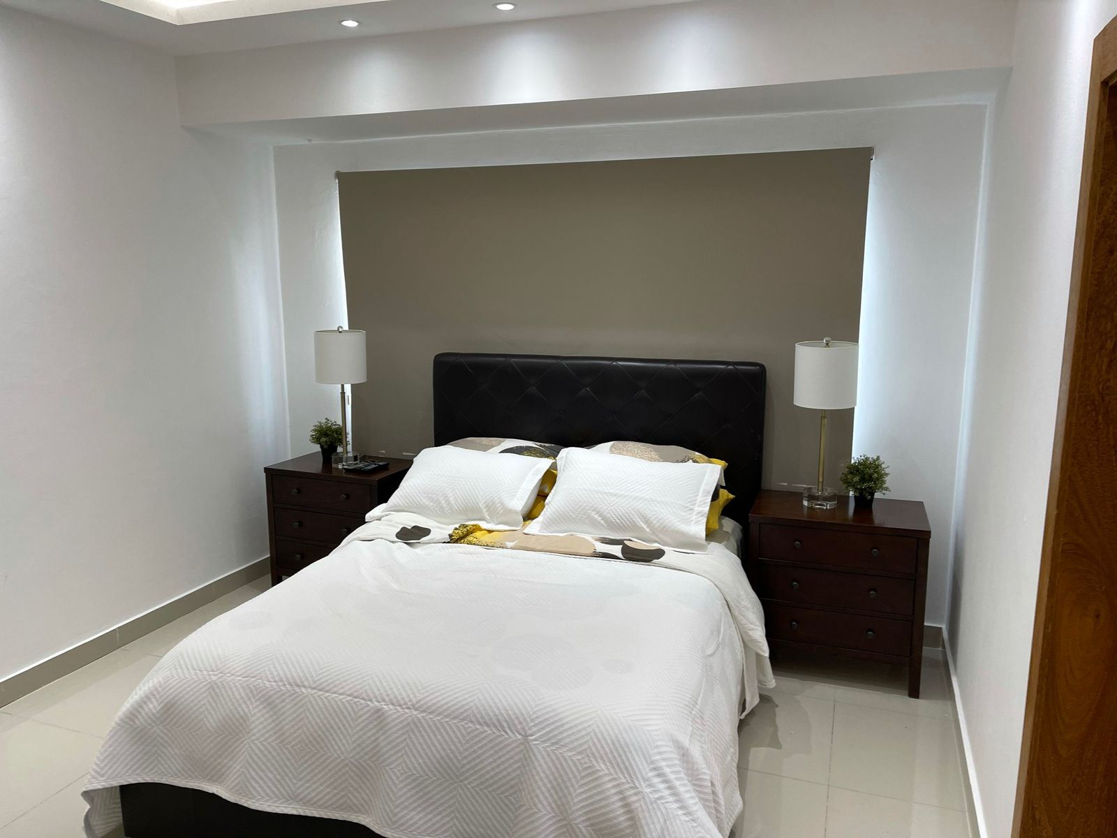 apartamentos - REMTO APARTAMENTO EN SERRALLES 
PEOXIMO A LA KENNEDY  5