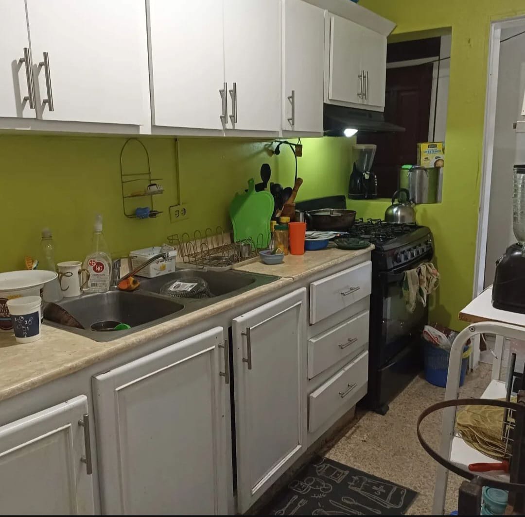 apartamentos - Vendo primer piso independencia dos ha. Baño parqu