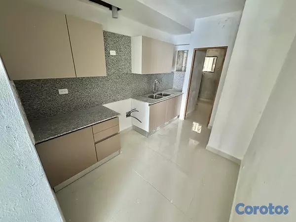 apartamentos - 🔵 Apartamento 4to  piso en el millon  9