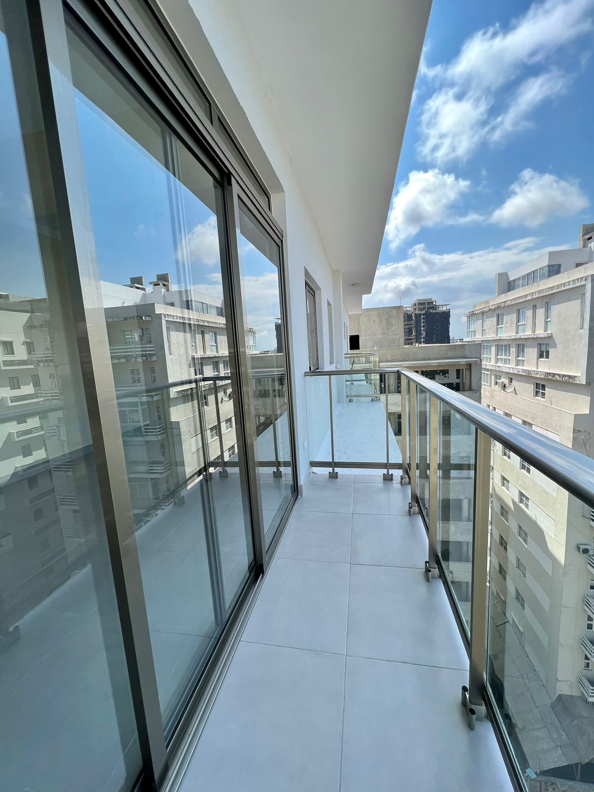 apartamentos - Con Línea Blanca ALQUILER EN NACO