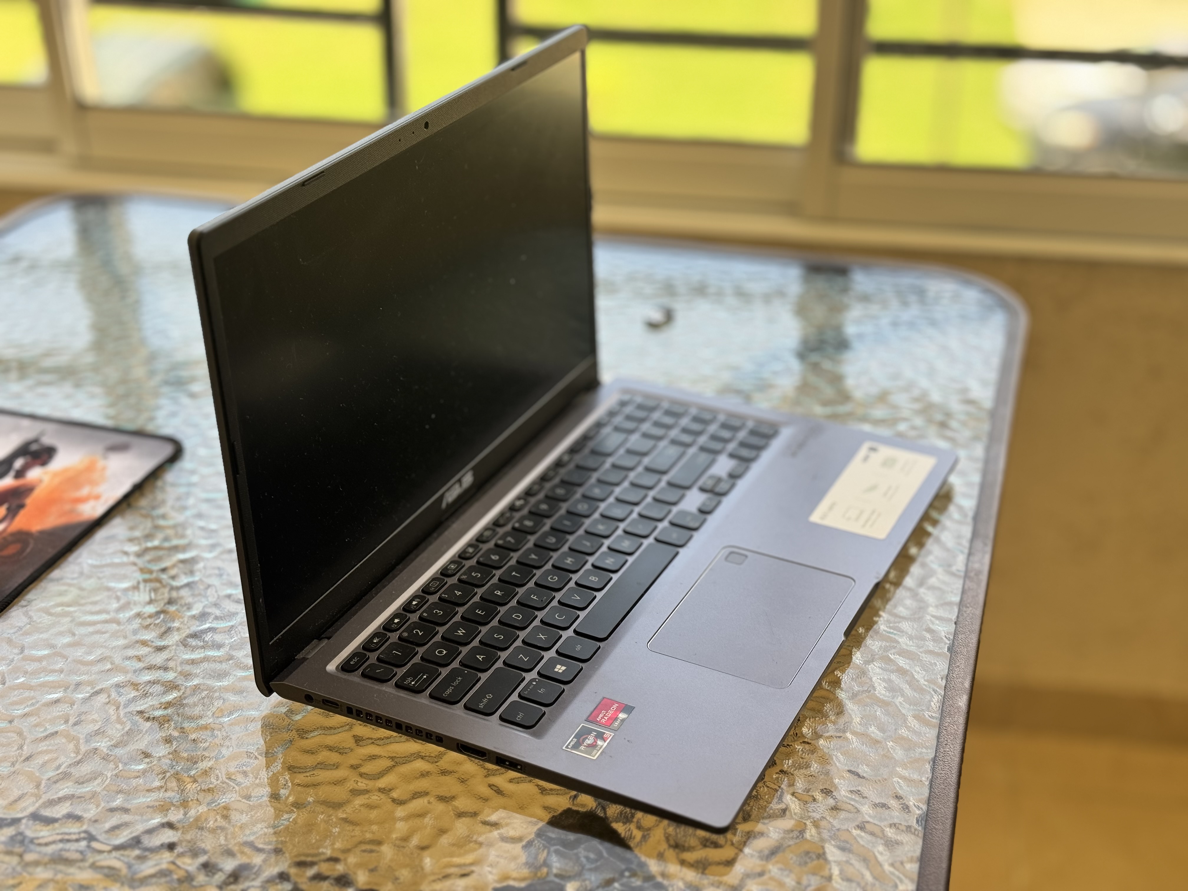 computadoras y laptops - Laptop Asus potente multitarea 12 núcleos 16gb ram 1