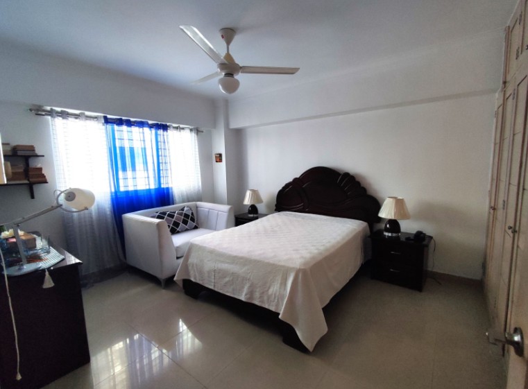 apartamentos - Alquiler de Apartamento Amueblado en Evaristo Morales 8