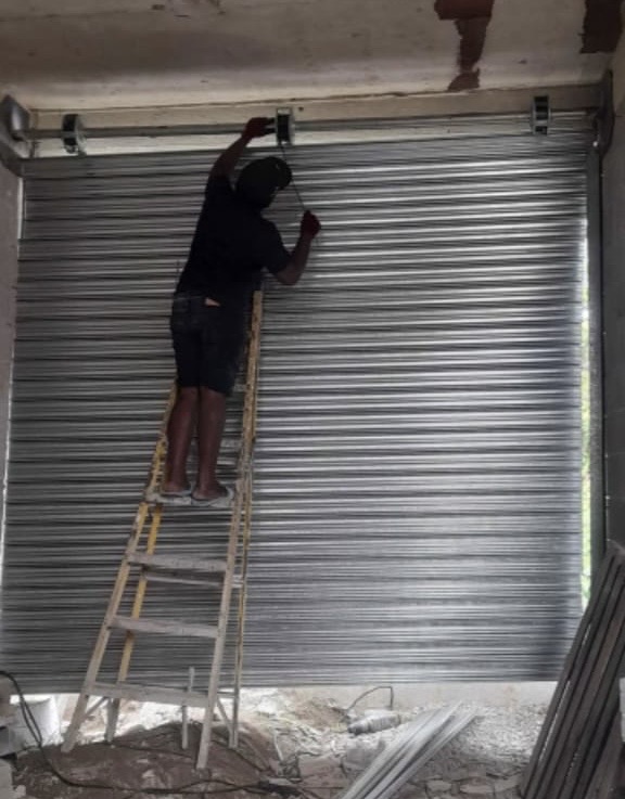 equipos profesionales - Puertas enrollables Nuevas Y usadas Instalacion 
