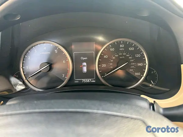 jeepetas y camionetas - LEXUS NX200T 2016 9