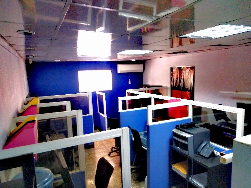 oficinas y locales comerciales - Rento Call Center y Salon para Cursos, Capacitacion, etc.. Equipados. 