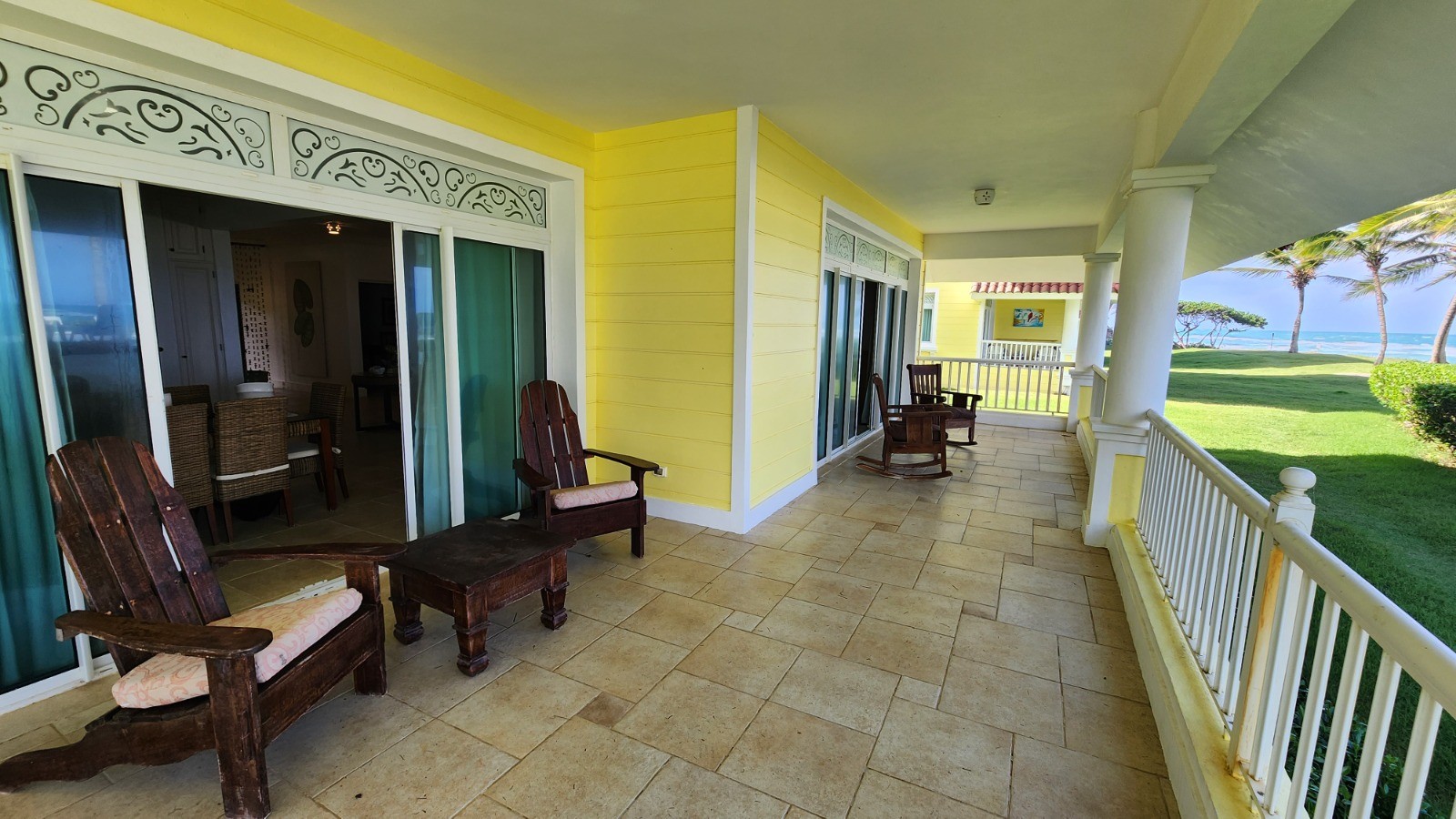 apartamentos - ENCANTADOR APARTAMENTO EN CABARETE FRENTE A LA PLAYA