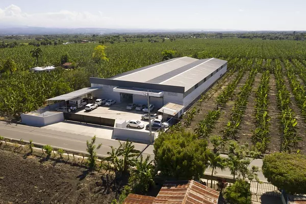 otros inmuebles - Alquilo nave industrial 2,350 mts  en san victor  Moca  3