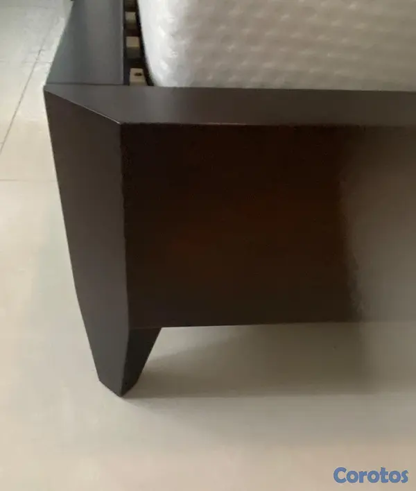 muebles y colchones - Vendo juego de cuarto con colchon incluido QUEEN s 3