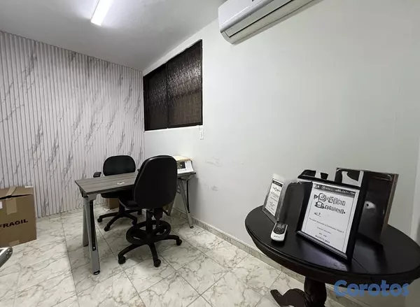 oficinas y locales comerciales - LOCAL COMERCIAL LOS PRADOS  4