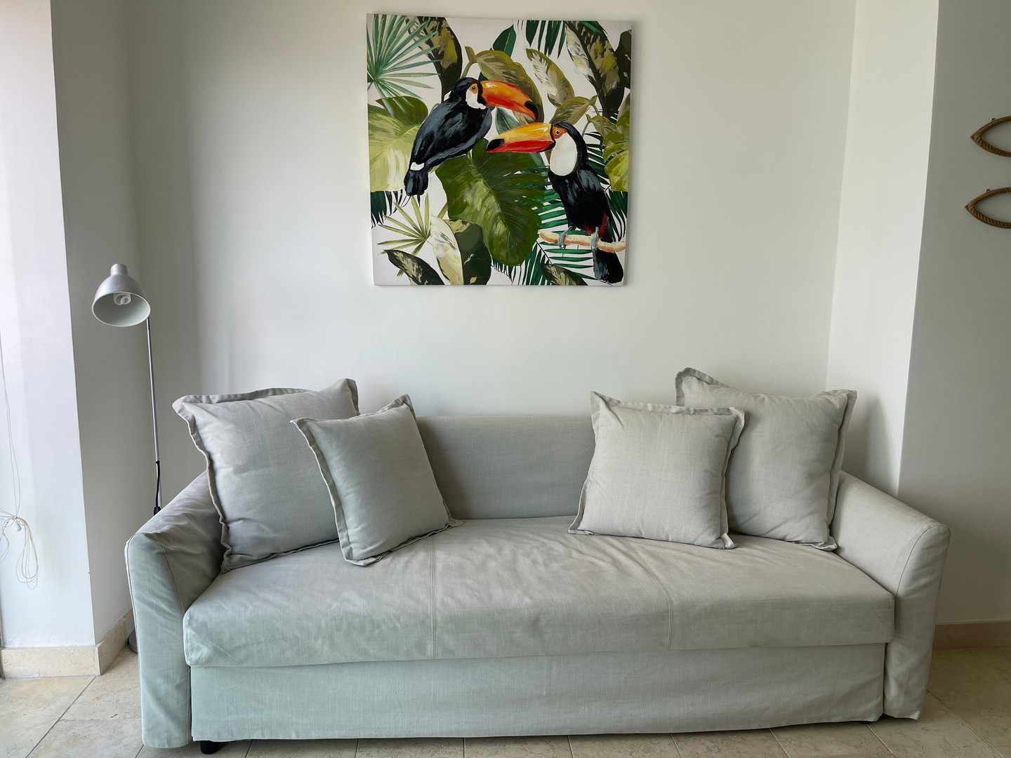 muebles y colchones - Sofa cama con gaveta para guardar las almohadas, sabanas  y cobijas