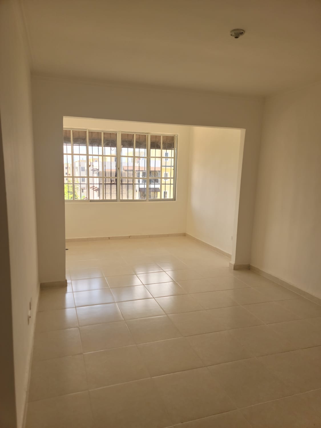 apartamentos - apartamento en alquiler en la Av hípica con cuarto de servicio + 3HB + 2 parq 3