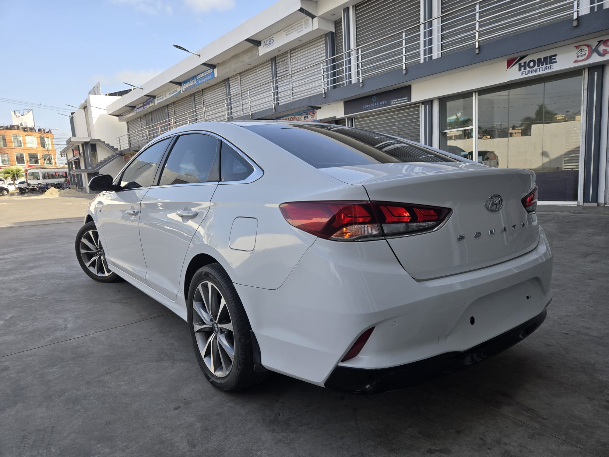 carros - HYUNDAI SONATA NEW RISE 2019 BLANCO 4