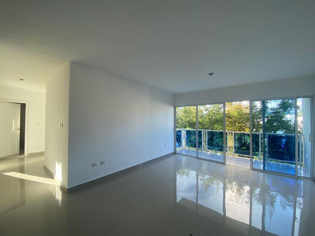 apartamentos - Apartamento de Alquiler con Ascensor en Proyecto Cerrado  4