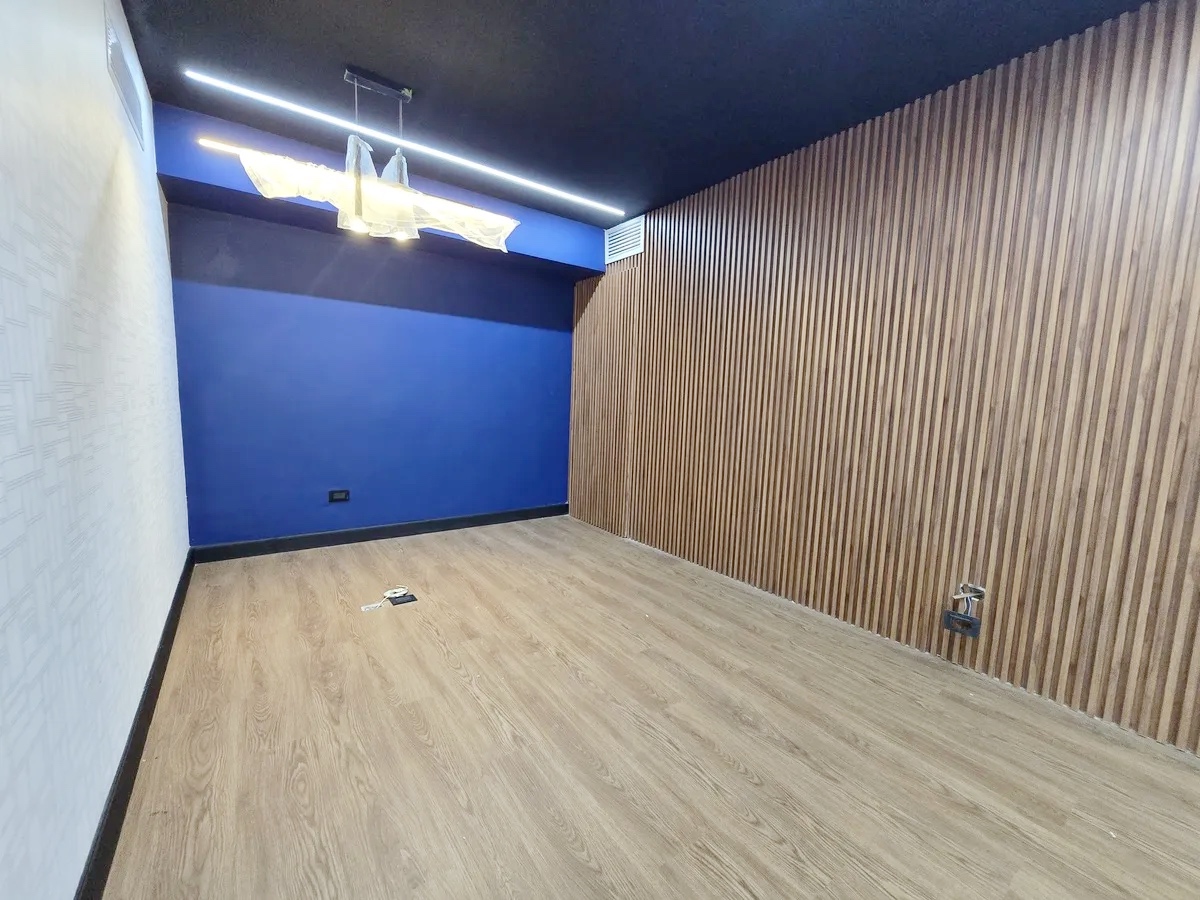 oficinas y locales comerciales - Local céntrico en Naco 7