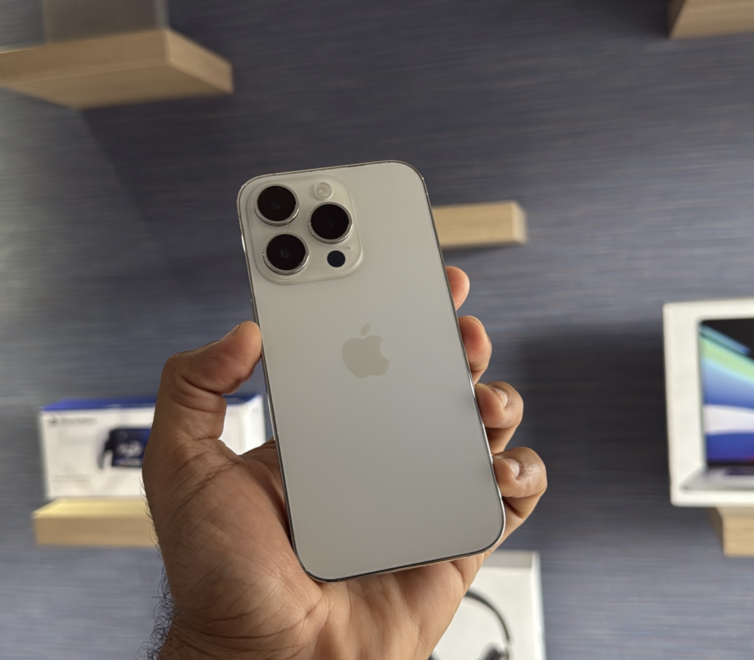 celulares y tabletas - iPhone 14 Pro 256GB Silver Como Nuevo RD$ 38,500 N 1