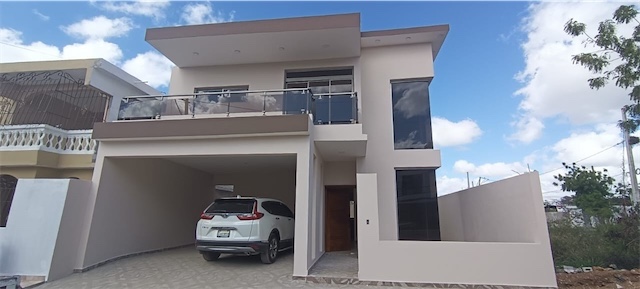 casas - Venta de casa en la autopista de san Isidro brisa oriental Santo Domingo este 1