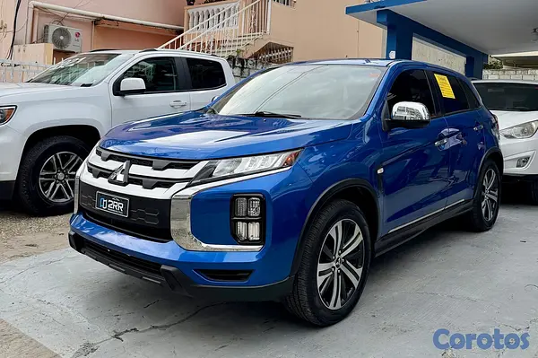jeepetas y camionetas - Mitsubishi Outlander Sport SE 4x4 2020 3
