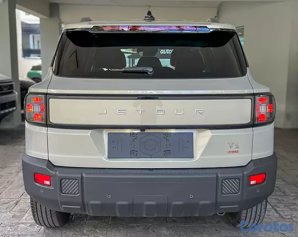 jeepetas y camionetas - JETOUR T1  5