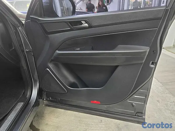 jeepetas y camionetas - KGM REXTON 2021 GRIS OSCURO DIESEL 13