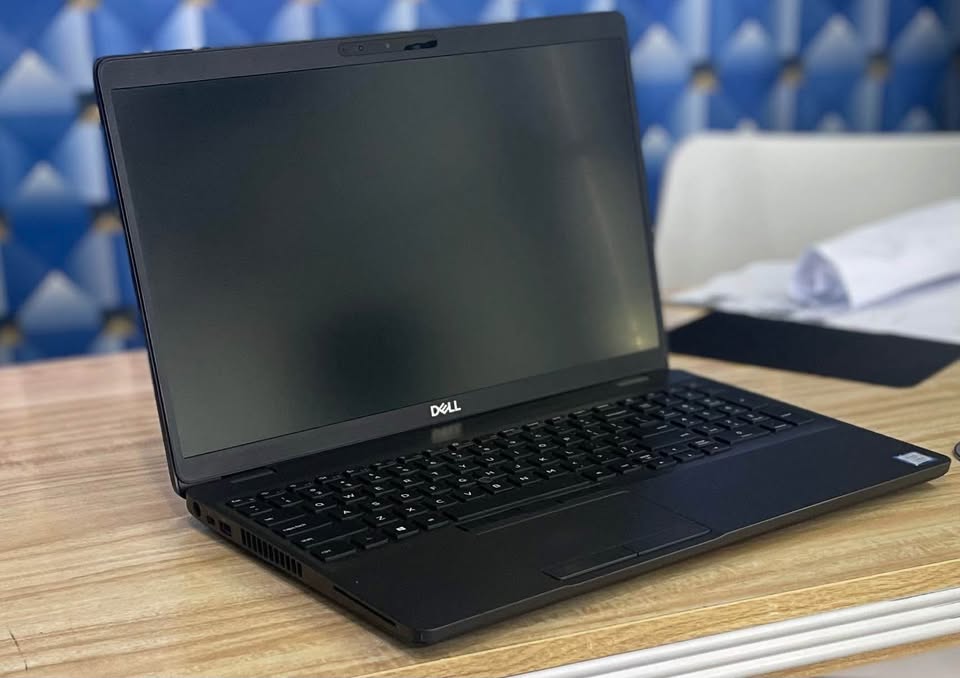 computadoras y laptops - Dell Latitude Intel core i5 9na Gen 16GB RAM 0