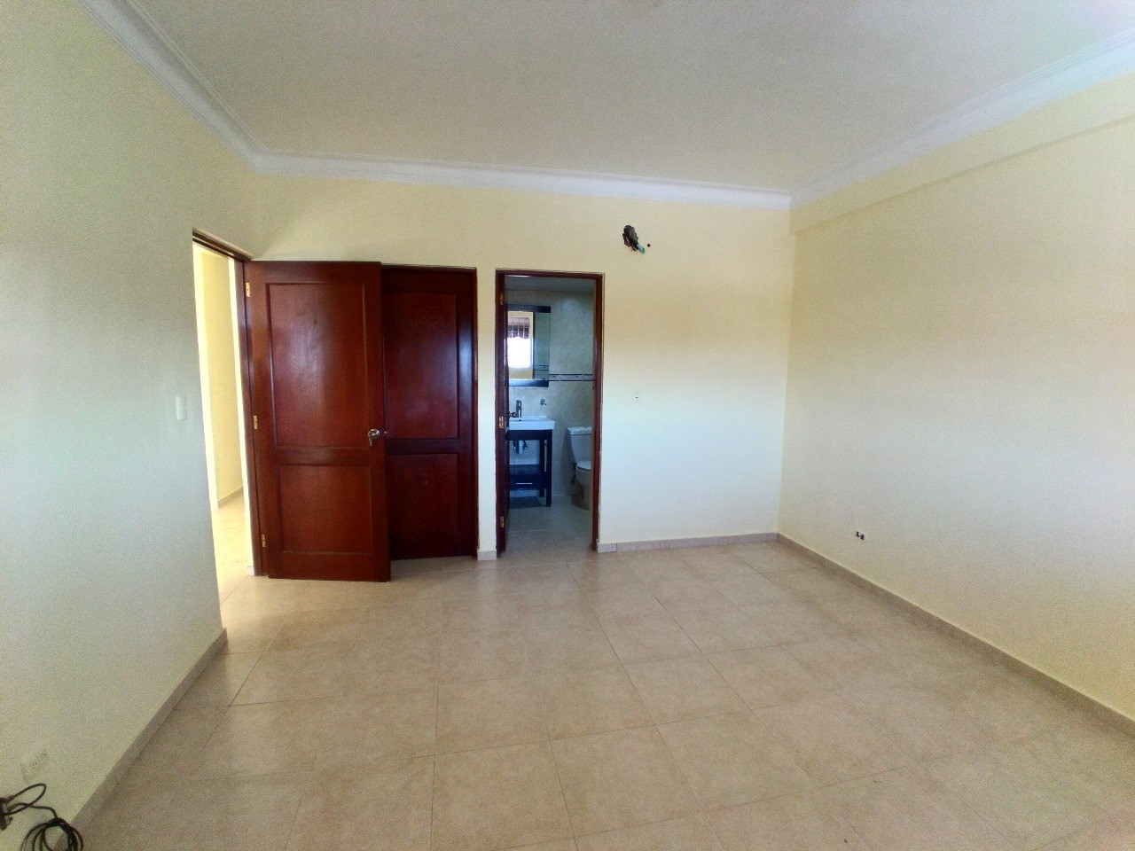 apartamentos - EXCELENTE APARTAMENTO EN AV. INDEPENDENCIA  A 400 MTS DEL PARQUE MIRADOR SUR .

 9