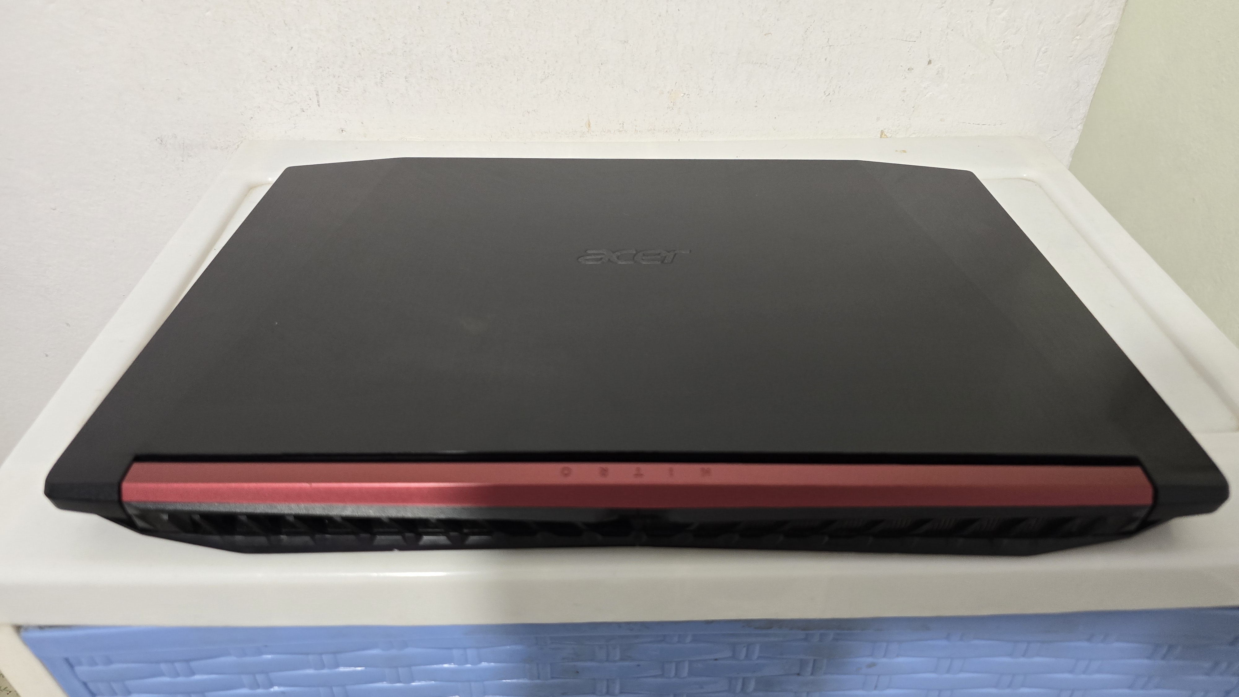 computadoras y laptops - Acer Nitro Gamer Core i5 8va Gen Ram 16gb ddr4 Disco 1tb ssd Nvidea Gtx 1050 4gb 2