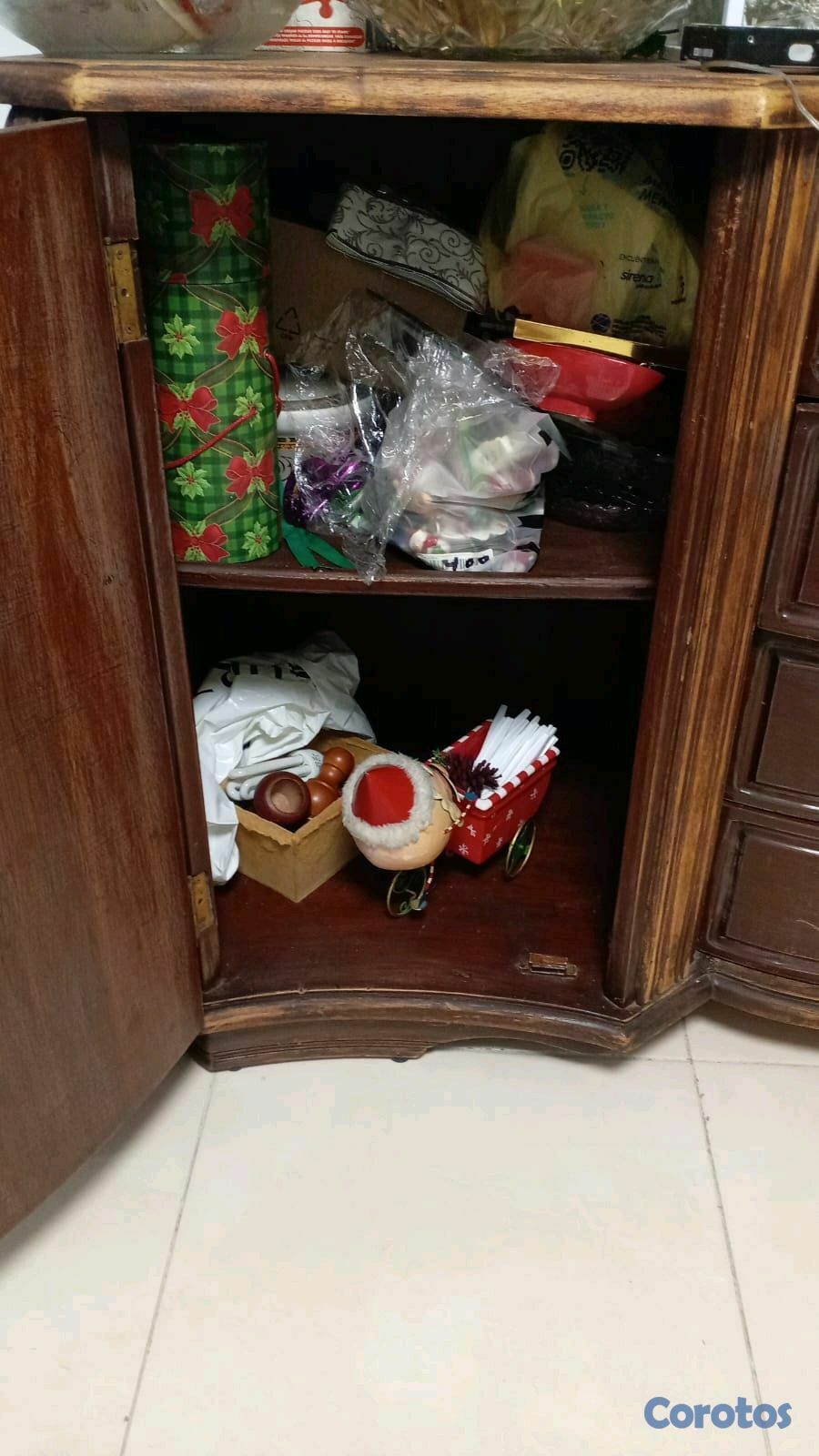 electrodomesticos - Se VENDE De  Oportunidad 
Credenza en caoba 2