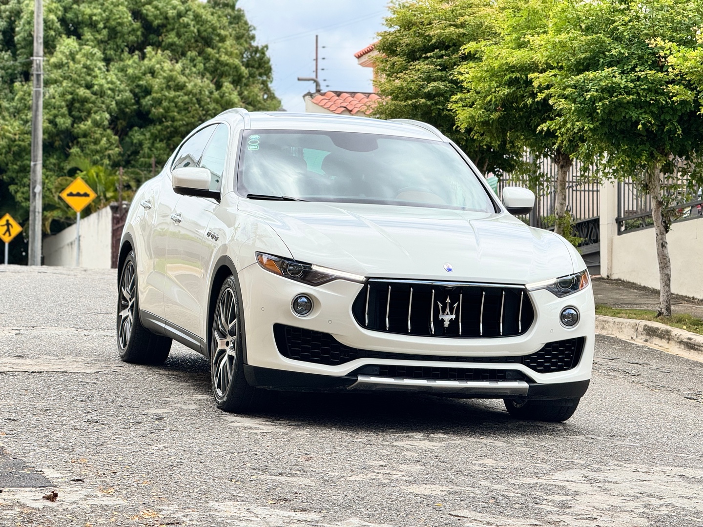 jeepetas y camionetas - Maserati Levante Essence Q4 2018 